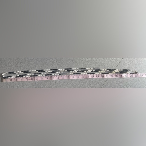 Vintage Black & White Flat Plastic Bead Necklace 27” - Picture 6 of 7
